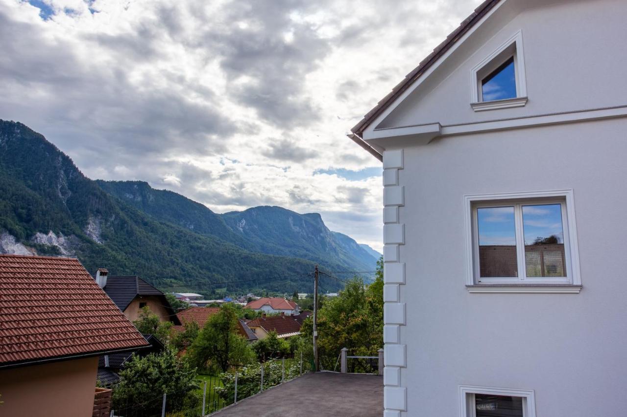 Villa Hillside Apartment Jesenice Eksteriør billede