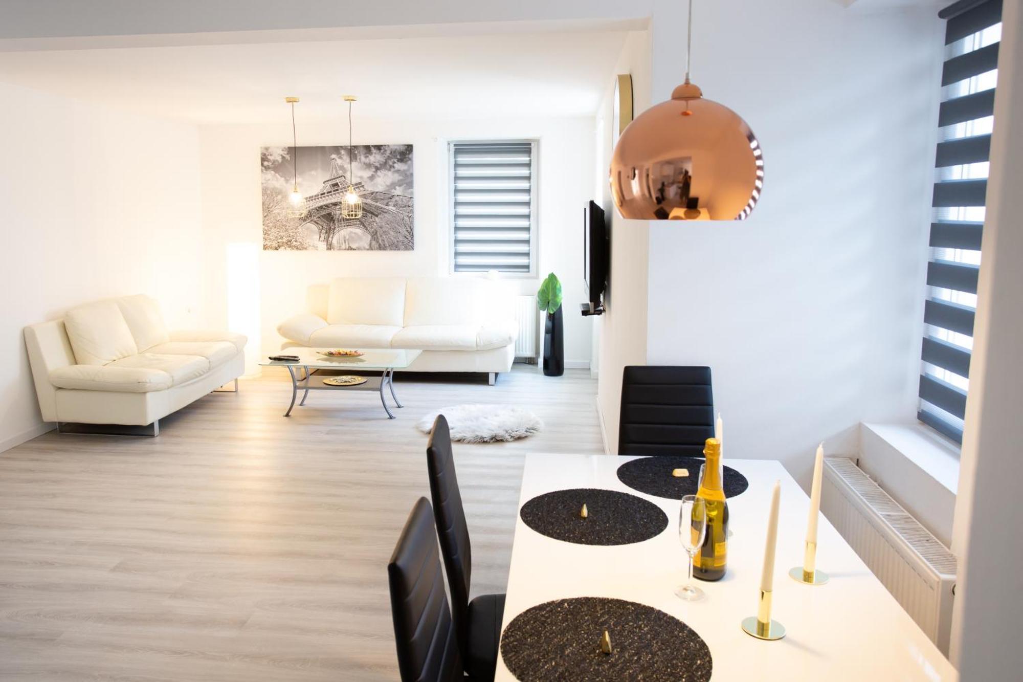 Villa Hillside Apartment Jesenice Eksteriør billede